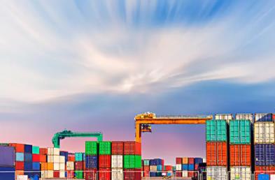 上海國際海運需要防范哪些風險呢？影響它價格的因素有哪些？