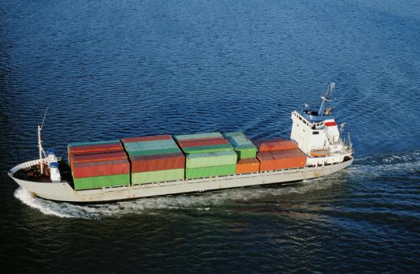 新加坡海運(yùn)業(yè)的發(fā)展歷程，并展望未來(lái)的潛力與挑戰(zhàn)