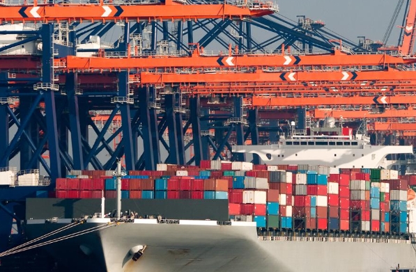 隨著全球化的深入發展，國際物流將繼續促進經濟繁榮